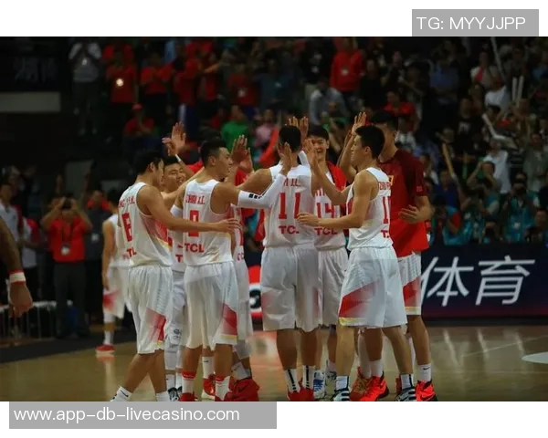 广东王炸正式表态愿归化加盟中国男篮或将超越比洛夫顿 广东王炸正式表态愿归化加盟中国男篮或将超越比洛夫顿